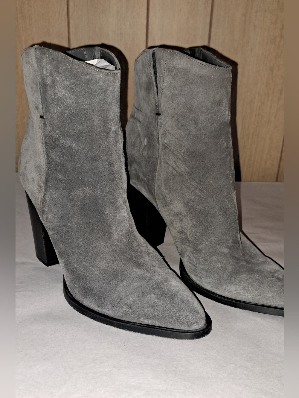 Ladies Vince Erving Gray Suede Block Heel Boots Booties Pull On Read Sz 8
